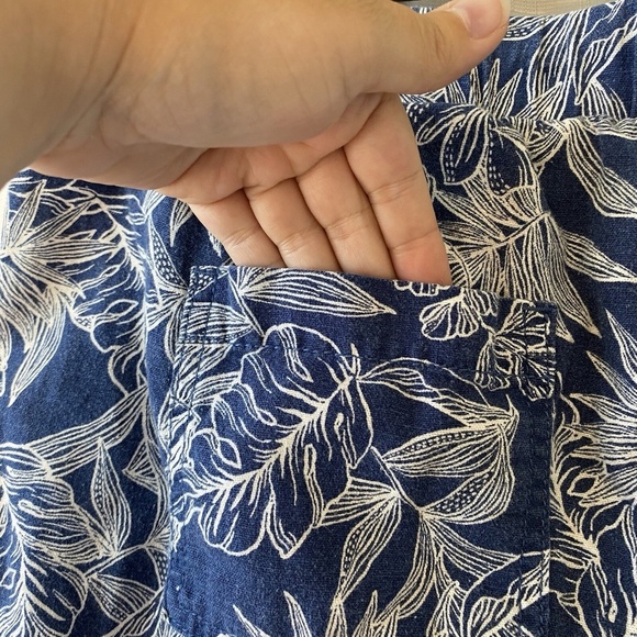 Womens Medium BRIGGS Linen Blend Shorts Navy Blue White Hawaiian Print - Picture 9 of 12